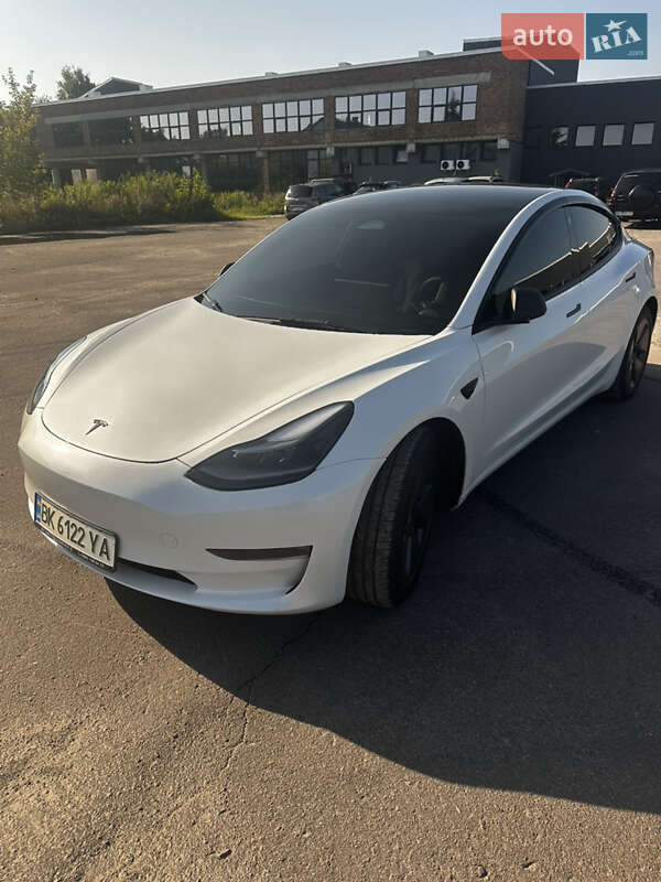 Tesla-4
