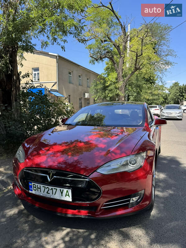Tesla-4