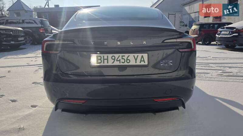 Tesla-4