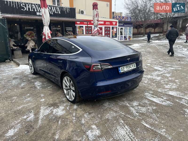 Tesla-3