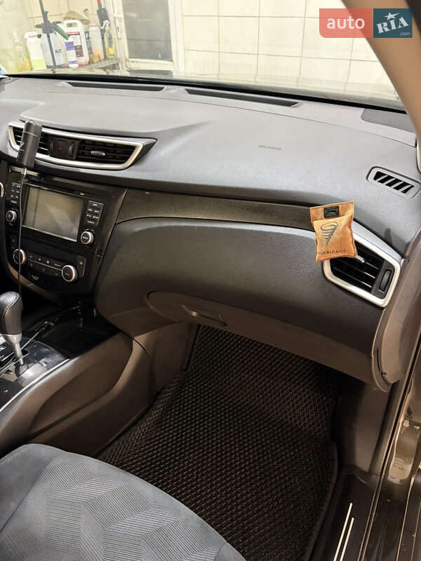 Nissan-7