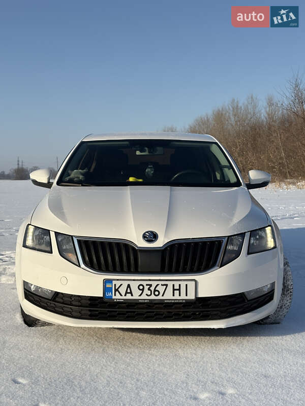 Skoda-9