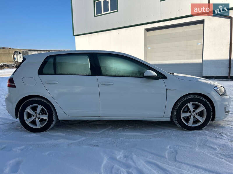 Volkswagen e-Golf 2014