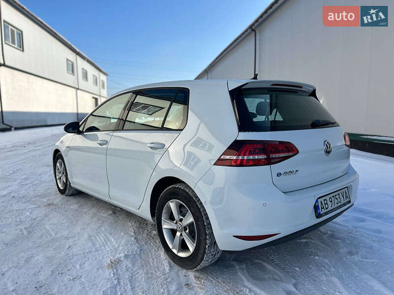 Volkswagen e-Golf 2014