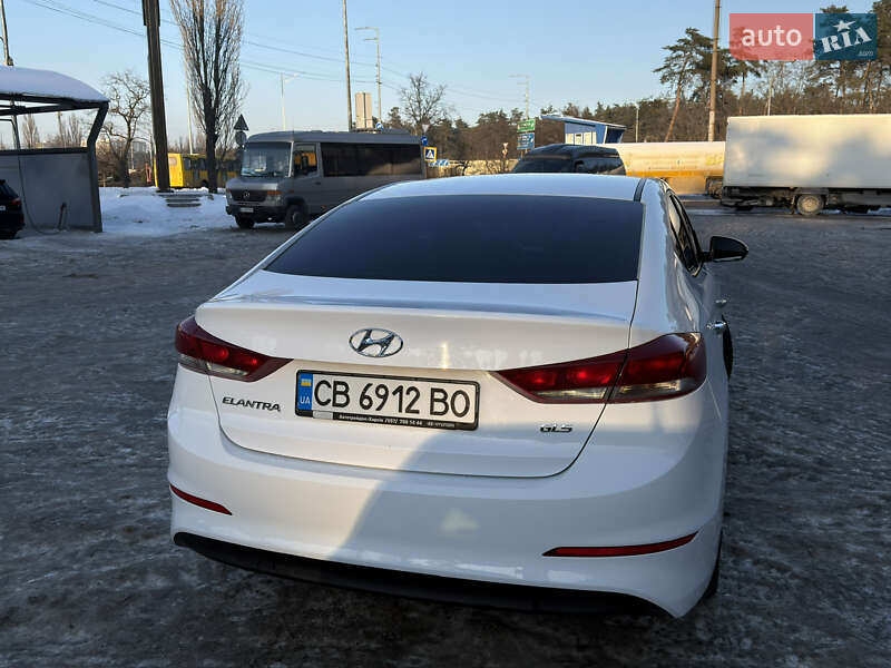 Hyundai-12