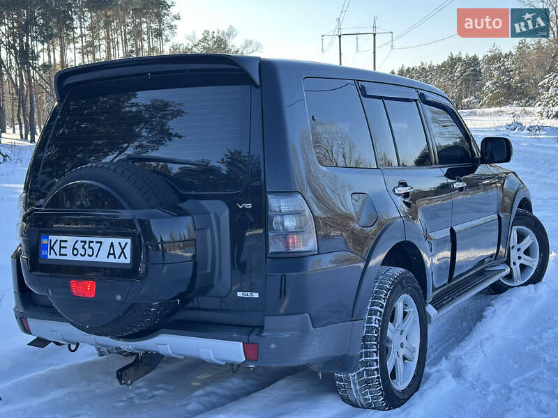 Mitsubishi Pajero 2008