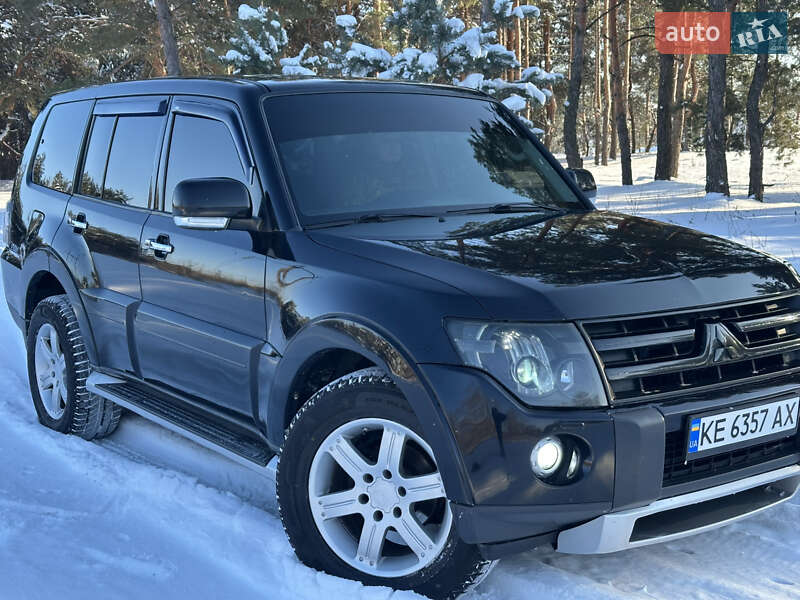 Mitsubishi Pajero 2008