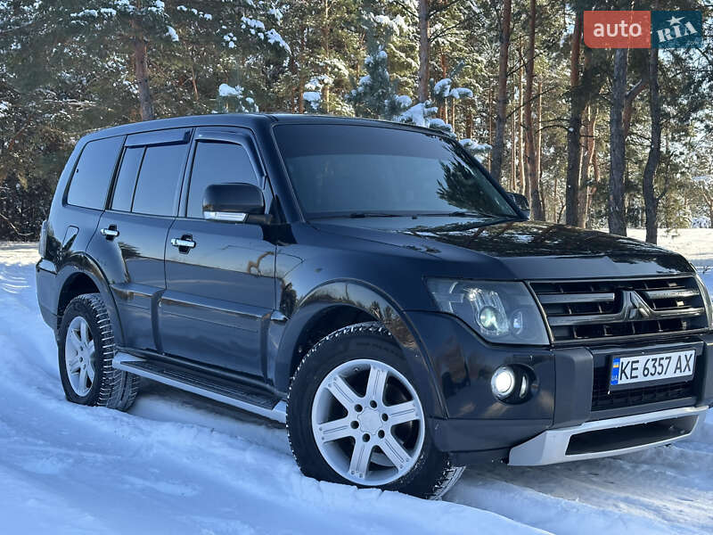 Mitsubishi Pajero 2008