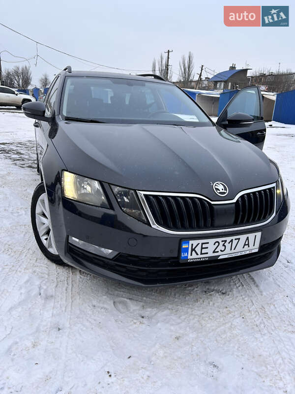 Skoda-12