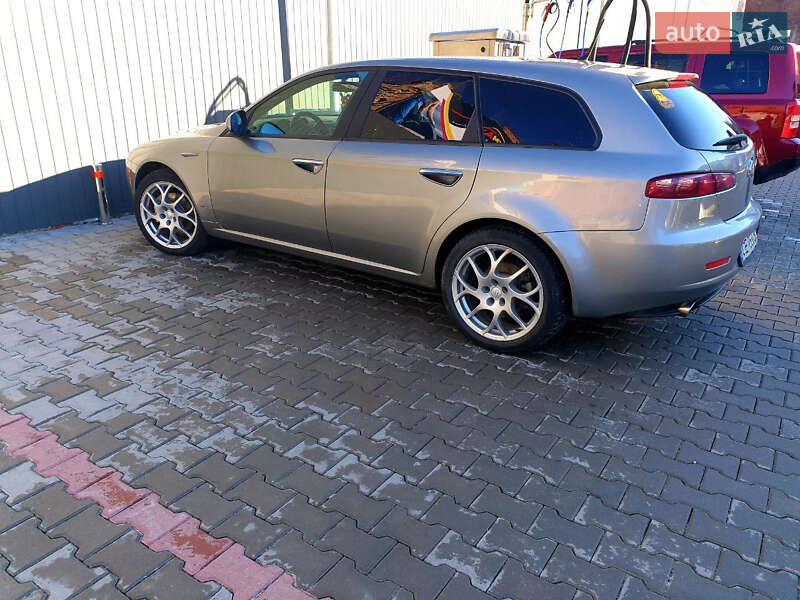 Alfa Romeo 159 2011
