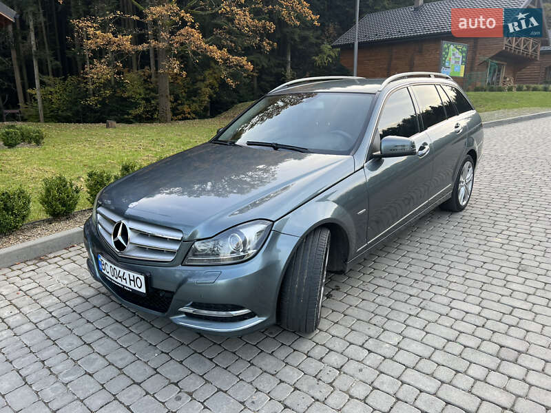 Mercedes-Benz C-Class 2012