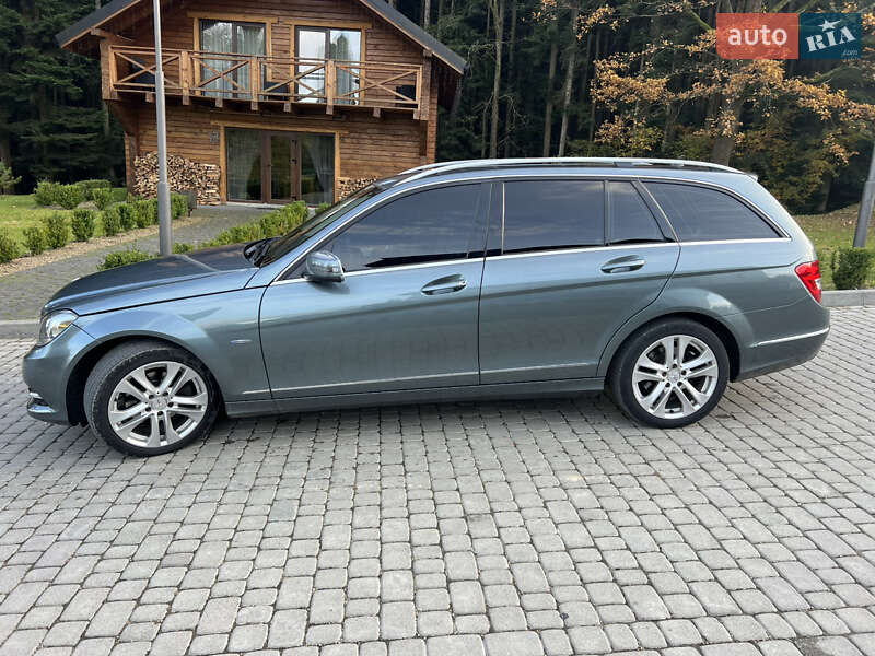 Mercedes-Benz C-Class 2012