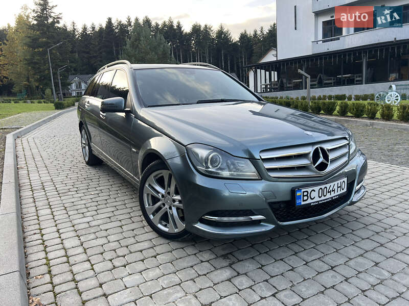 Mercedes-Benz C-Class 2012