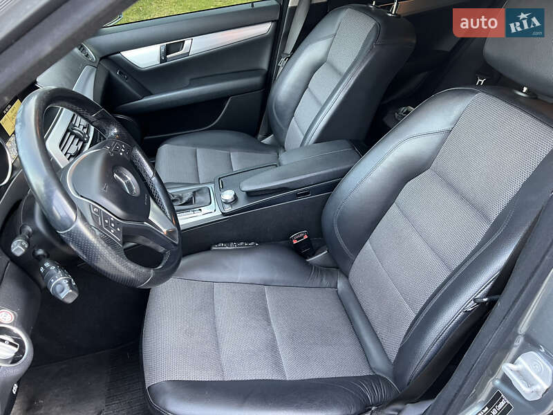 Mercedes-Benz C-Class 2012