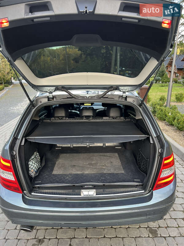 Mercedes-Benz C-Class 2012