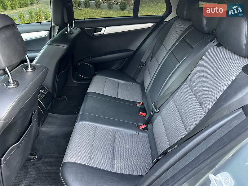 Mercedes-Benz C-Class 2012