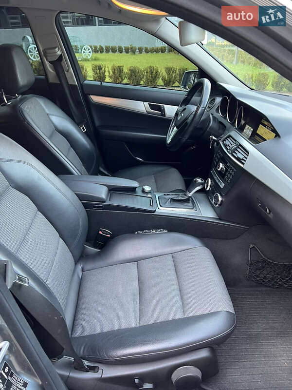 Mercedes-Benz C-Class 2012