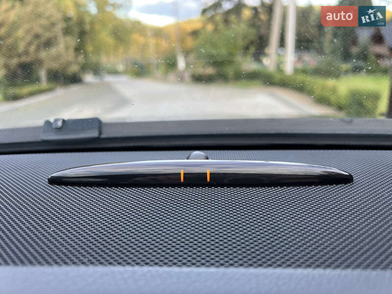 Mercedes-Benz C-Class 2012