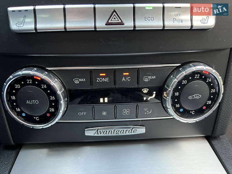 Mercedes-Benz C-Class 2012