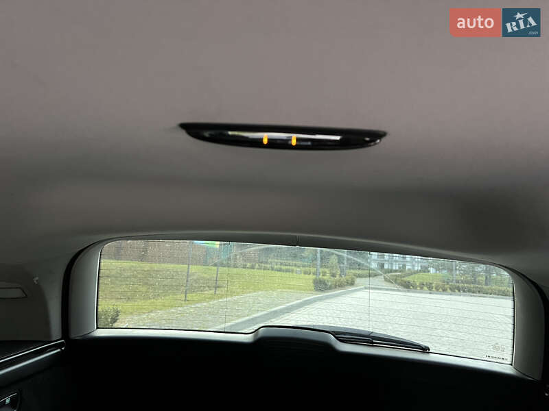 Mercedes-Benz C-Class 2012