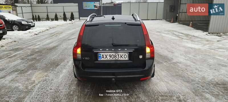 Volvo V50 2011