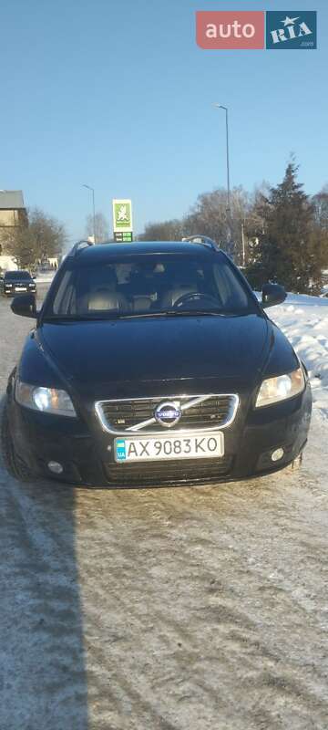 Volvo V50 2011