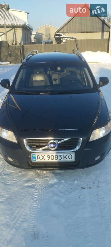 Volvo V50 2011