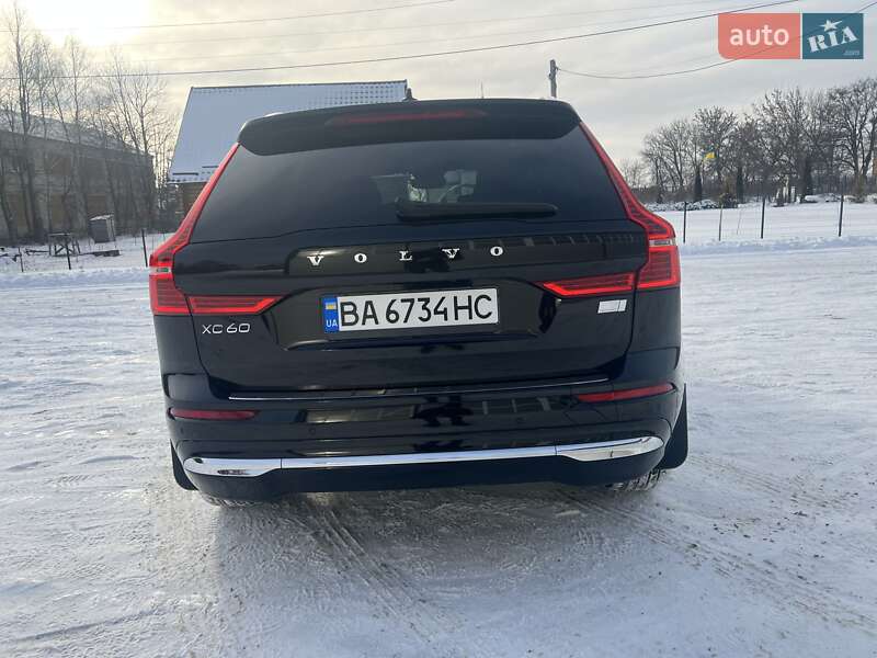 Volvo XC60 2022