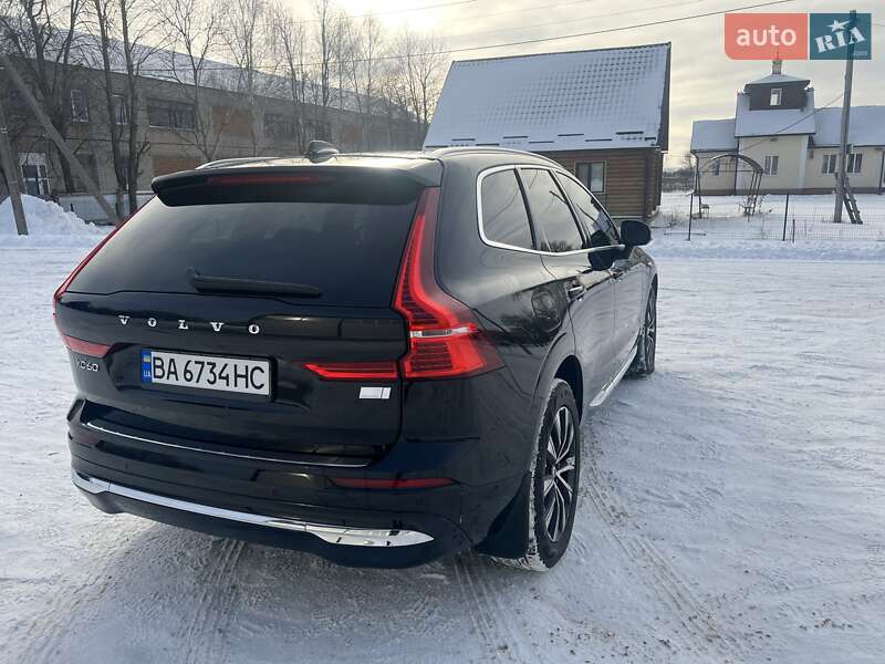 Volvo XC60 2022