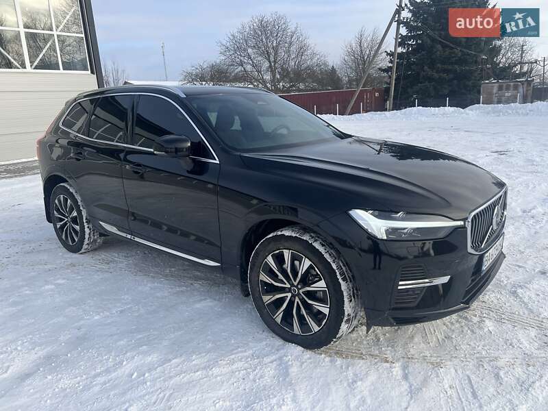 Volvo XC60 2022