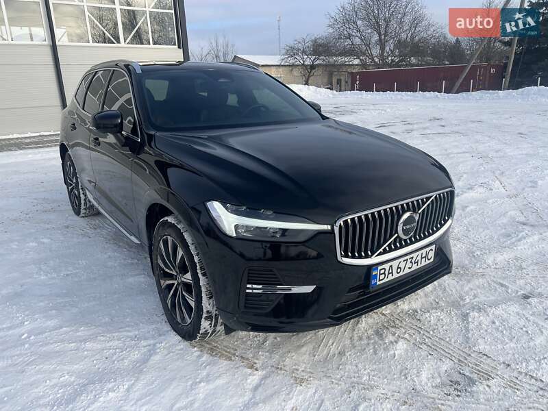 Volvo XC60 2022