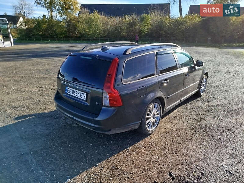 Volvo V50 2009