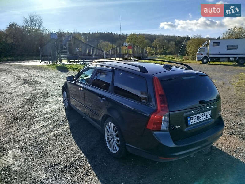 Volvo V50 2009