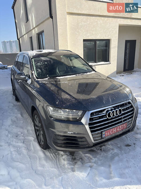 Audi-3