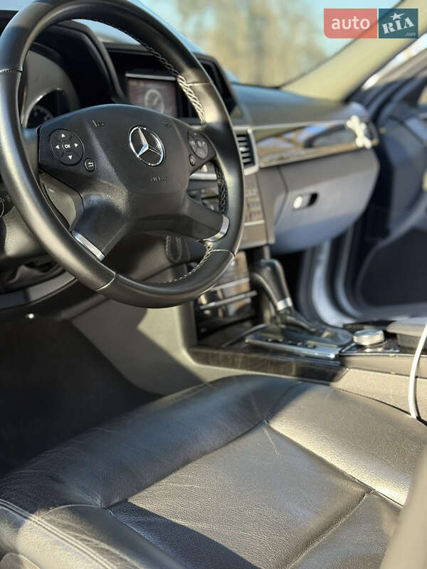 Mercedes-Benz-20