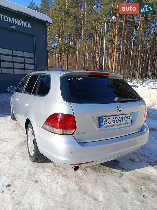 Volkswagen Golf 2011