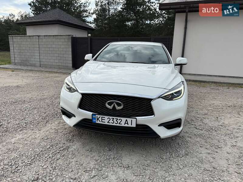 Infiniti QX30 2018