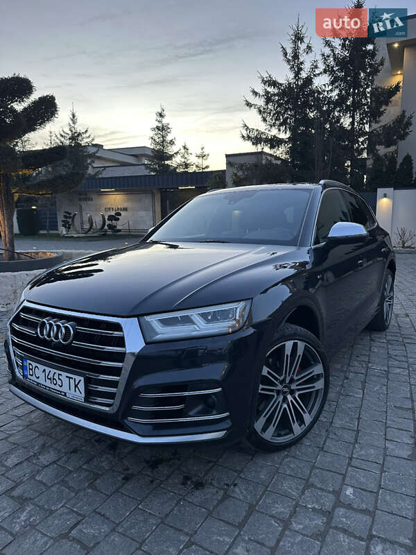 Audi-25