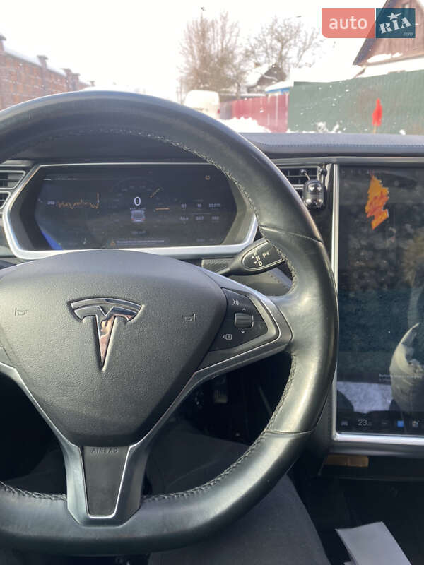 Tesla-4