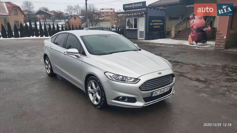 Ford Fusion 2016