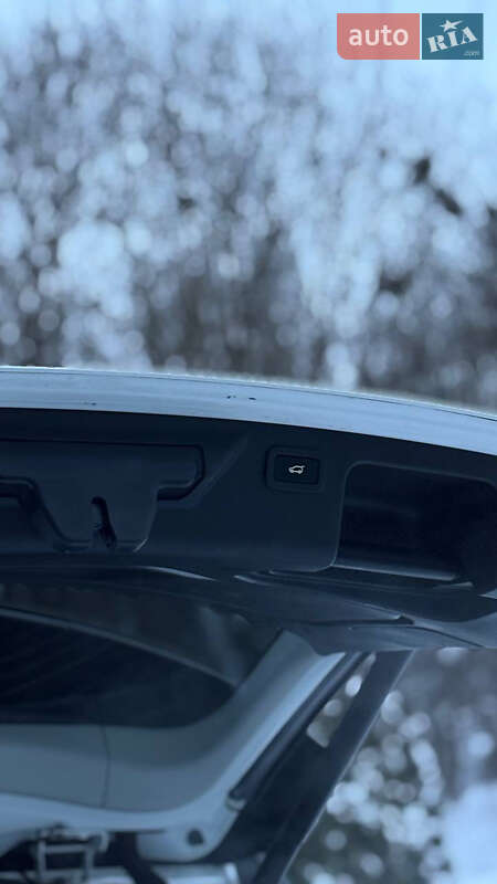 Land Rover Discovery Sport 2019