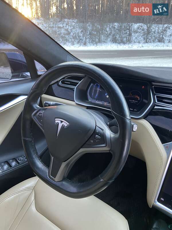 Tesla-31