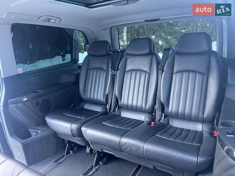 Mercedes-Benz Viano 2013