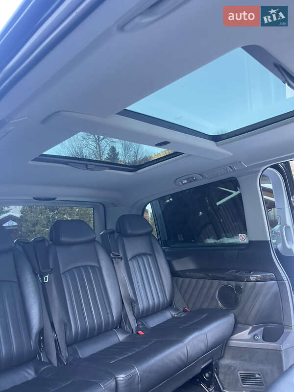 Mercedes-Benz Viano 2013