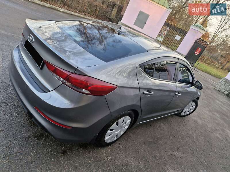 Hyundai-17