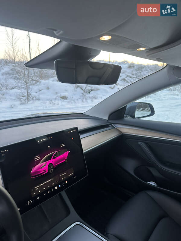 Tesla-26