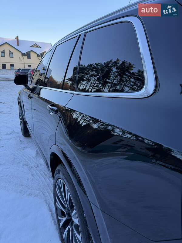Volvo XC90 2021