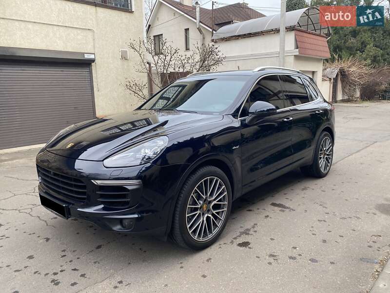 Porsche Cayenne 2016
