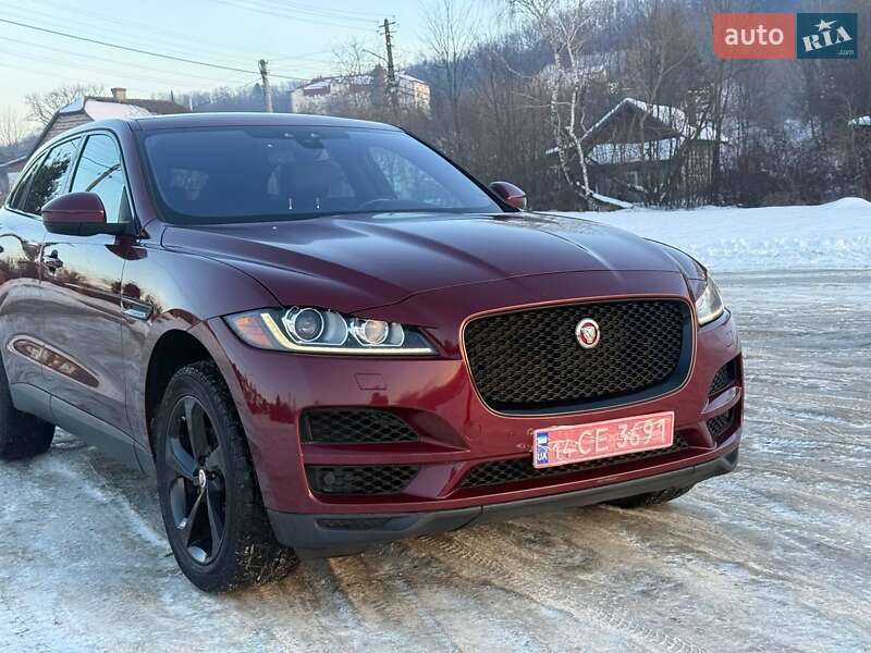 Jaguar F-Pace 2016