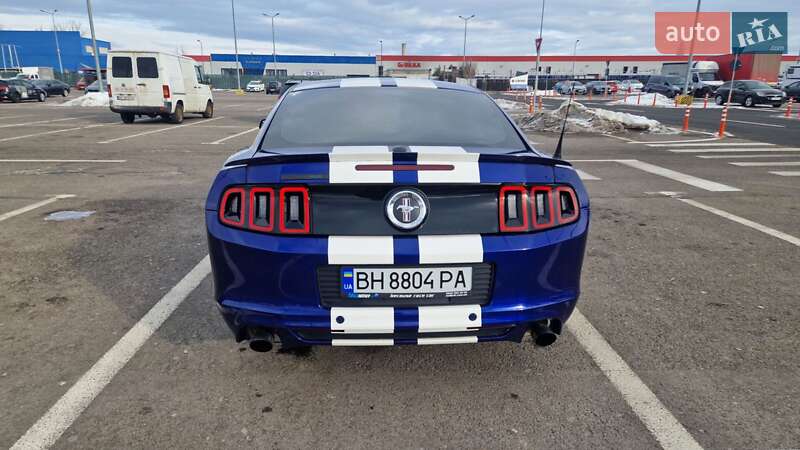 Ford Mustang 2012